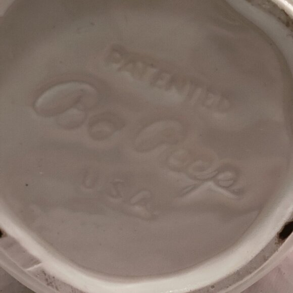 BoPeep Milk Pitcher, Vintage Item made in the USA. 1940's   8" tall handpainted. - Picture 6 of 6